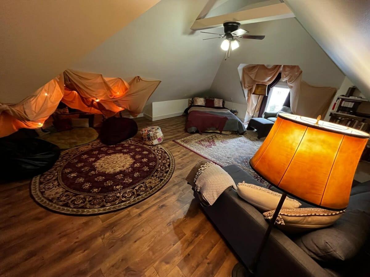 Apartment Centrally Located With Views