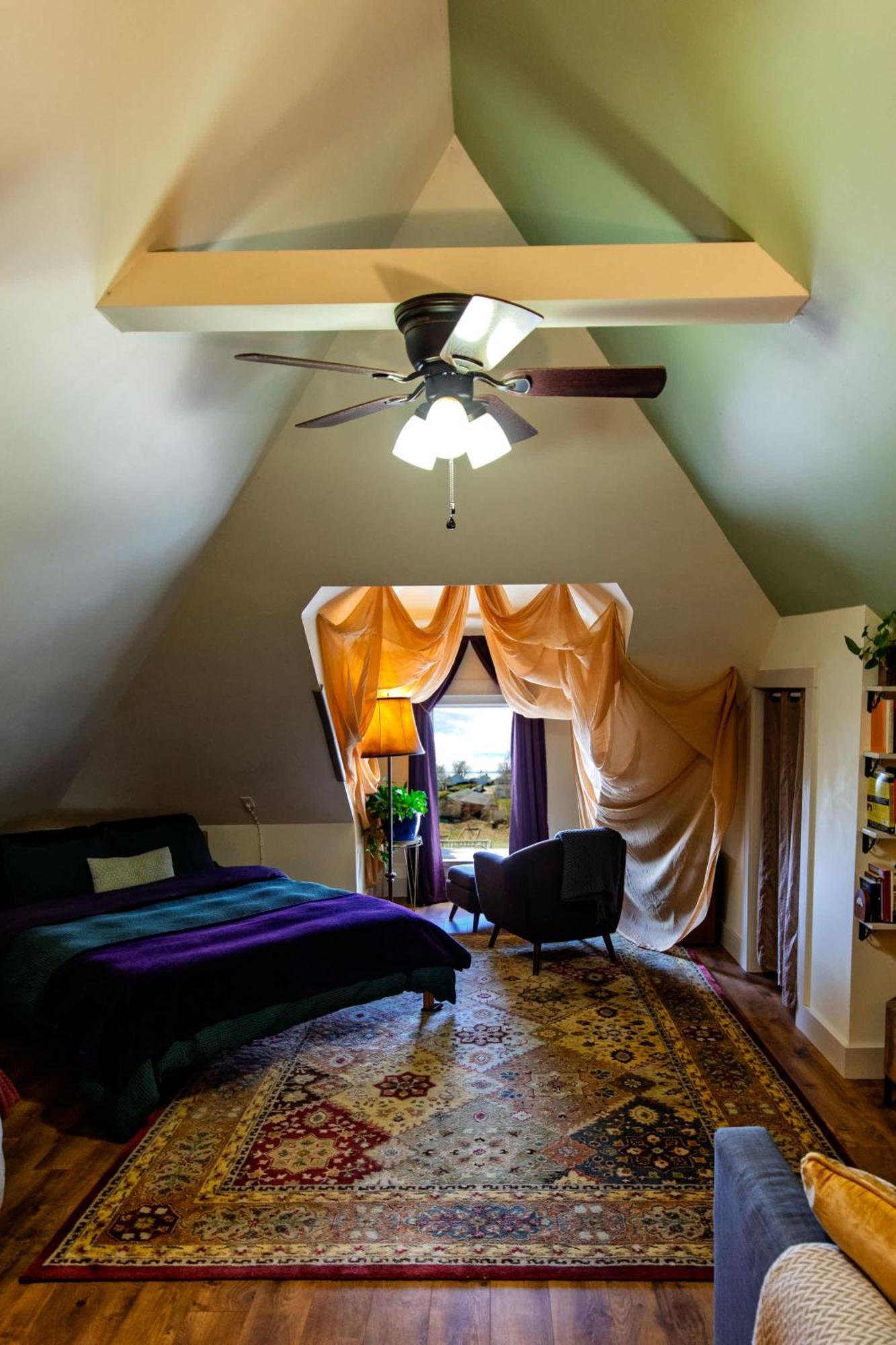 Centrally Located With Views *